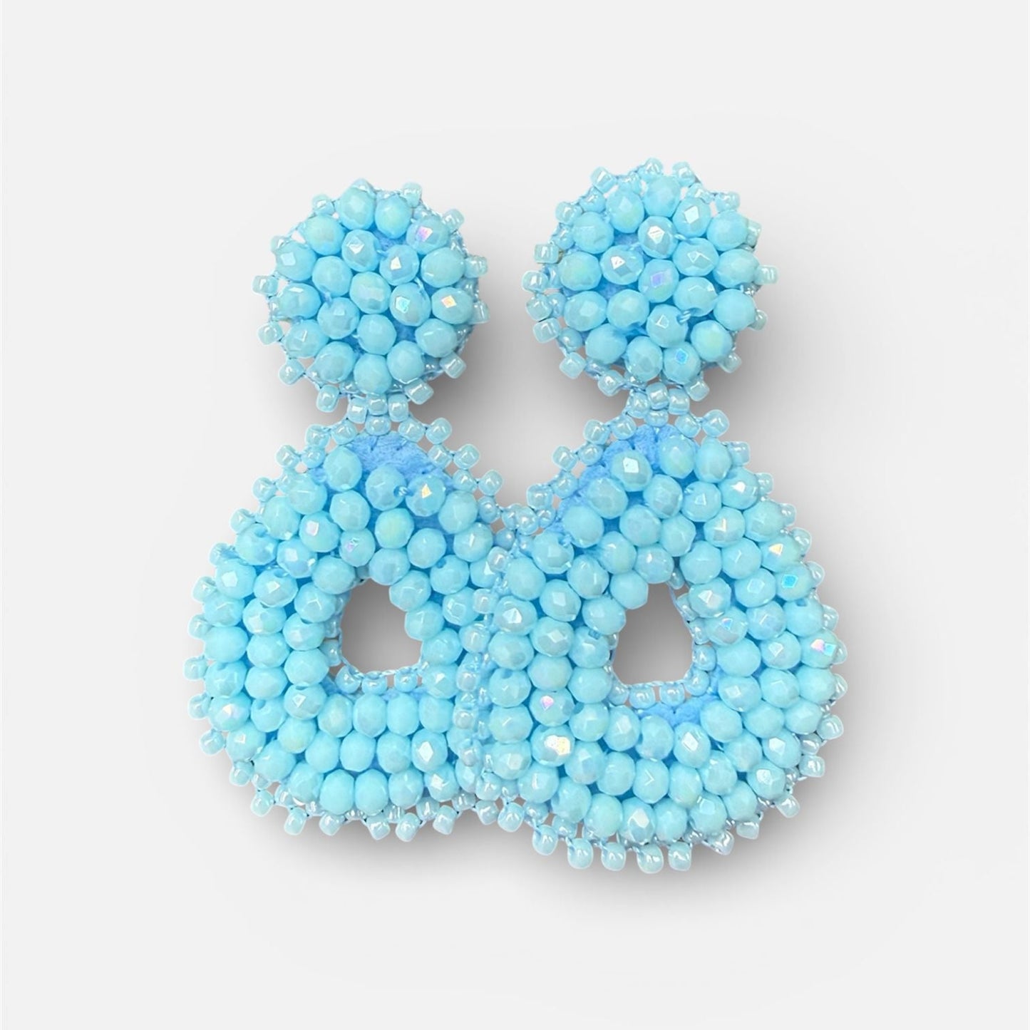 Oorhanger beads lichtblauw