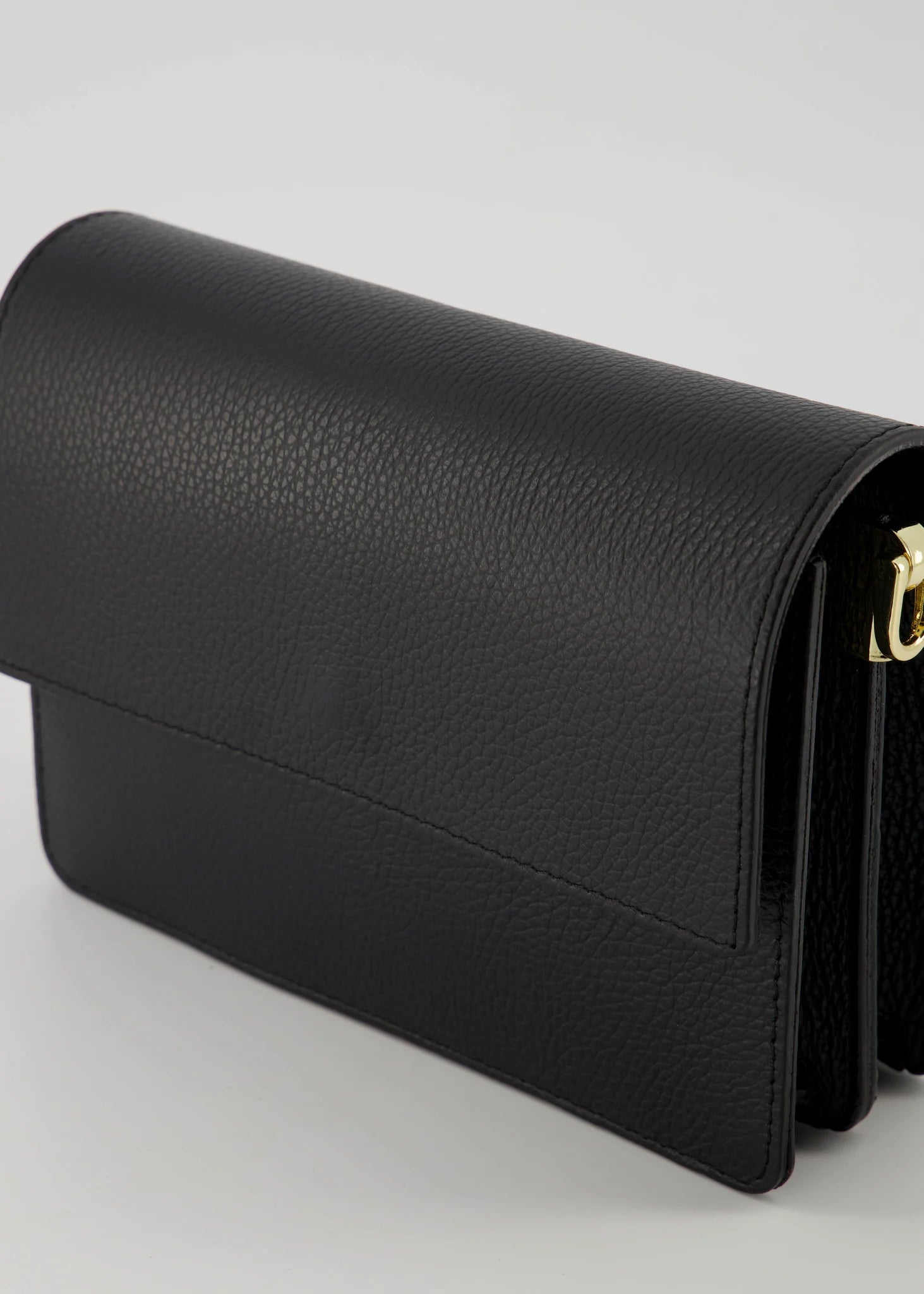 Leren crossbody tas Alicia - zwart